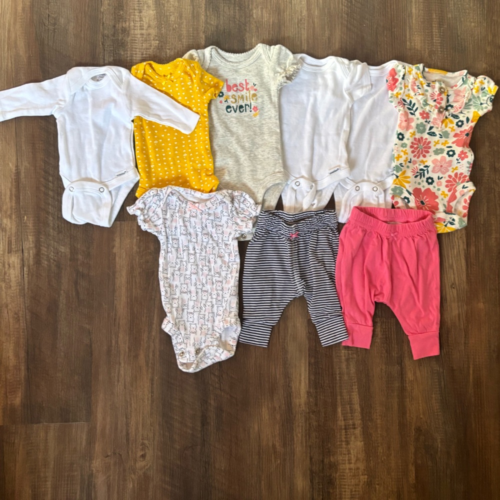 Preemie Baby Girl Clothing 9 PC Bundle Gerber Organic Child of Mine Carter’s